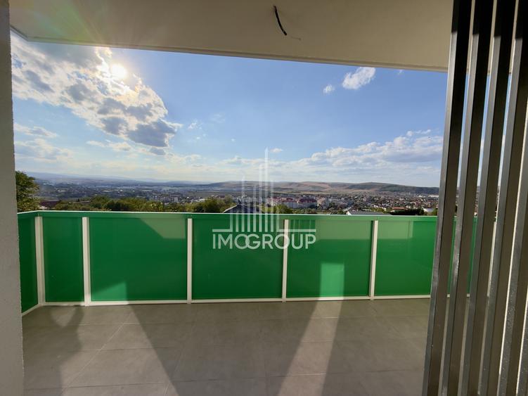 Apartament cu 3 camere semidecomandat, mobilat în Apahida