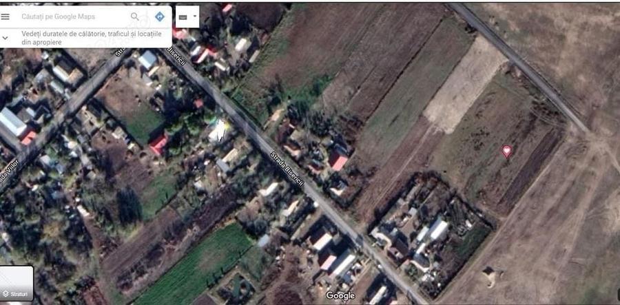 Teren de 5000 mp, în Pietroiu