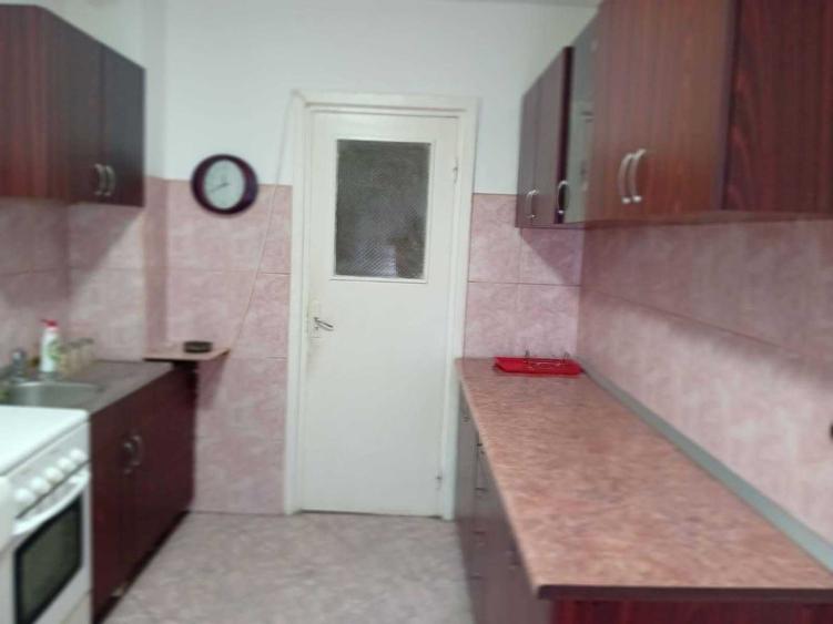 Proprietar ofer spre inchiriere apartament cu 3 camere - 3
