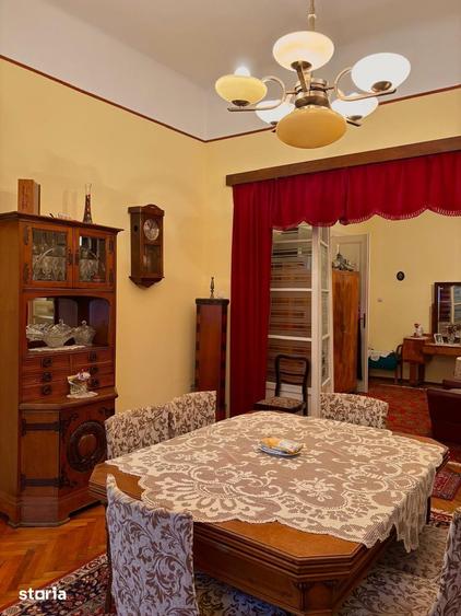 Apartament cu 4 camere în Ultracentral