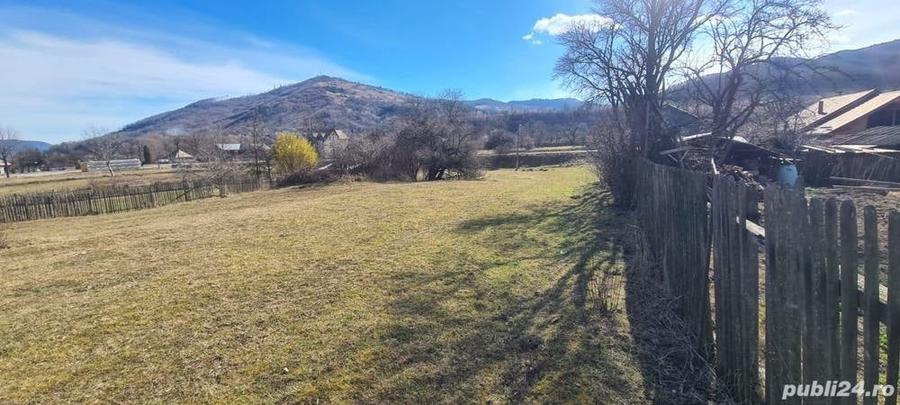 Teren de 6710 mp, în Stejaru (Pângărați)