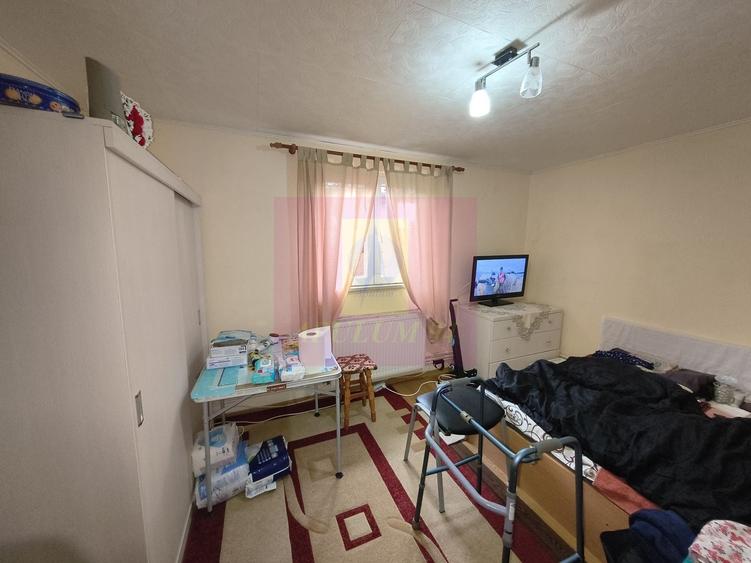 Casă individuală cu 3 camere cu Canalizare în Câmpurelu