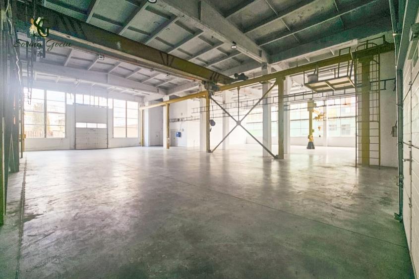 Spațiu industrial, de 747.59997558594 mp, în Făgăraș