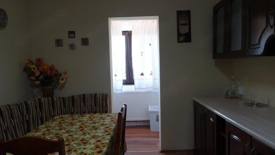 Apartament cu 2 camere decomandat în Aradului