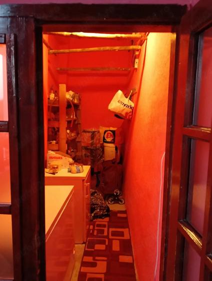 Casă cu 4 camere cu Teren 2880 Mp în Adea