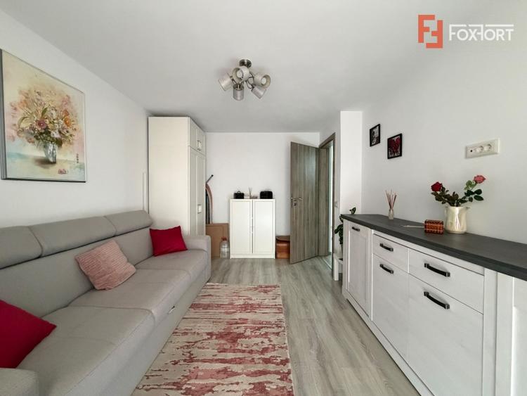 Casă cu 3 camere cu Teren 226 Mp în Sânandrei