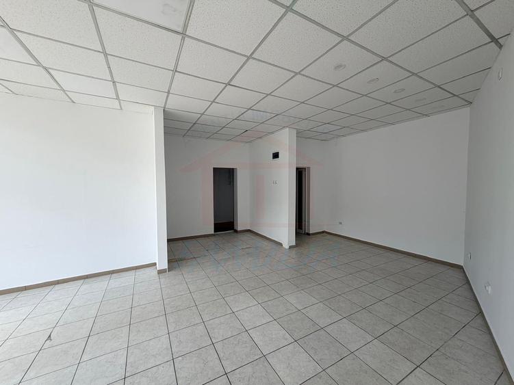 Spațiu comercial, de 53 mp, în Micro 21