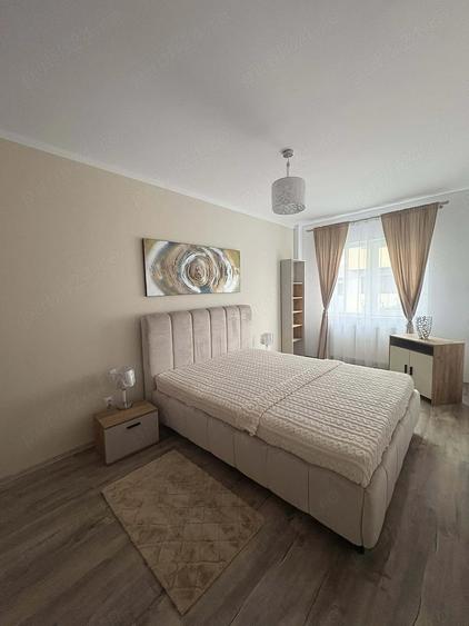 Apartament cu 2 camere decomandat în Florești