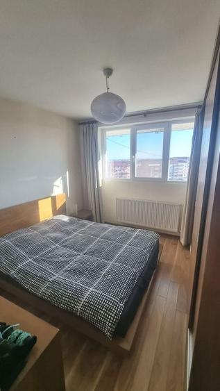 Apartament cu 3 camere decomandat în Prelungirea Ghencea