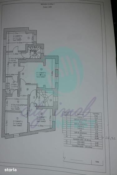 Casă cu 10 camere cu Teren 215 Mp în Tei