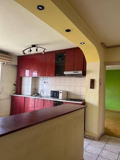 Proprietar, bld. Octavian Goga, 2 camere, decomandat - 4