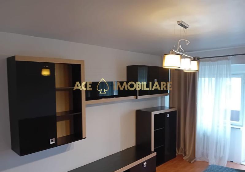Apartament cu 2 camere decomandat, mobilat în Sebastian