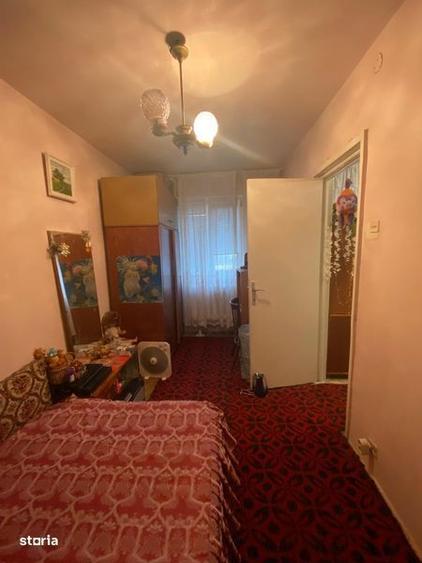 Apartament cu 2 camere în Craiovița Nouă