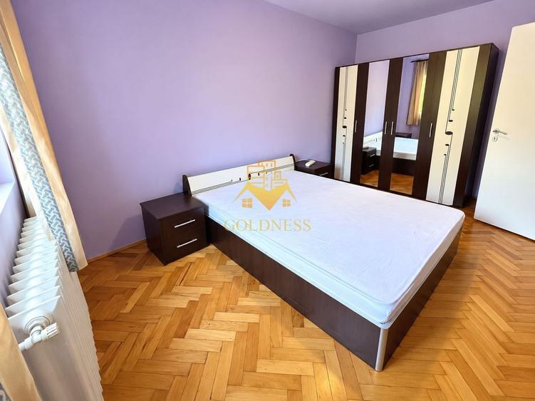 Apartament cu 3 camere semidecomandat, mobilat în Gheorgheni