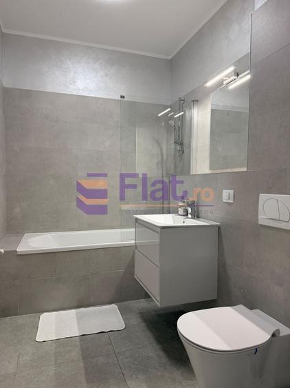 Apartament cu 2 camere decomandat în Tractorul