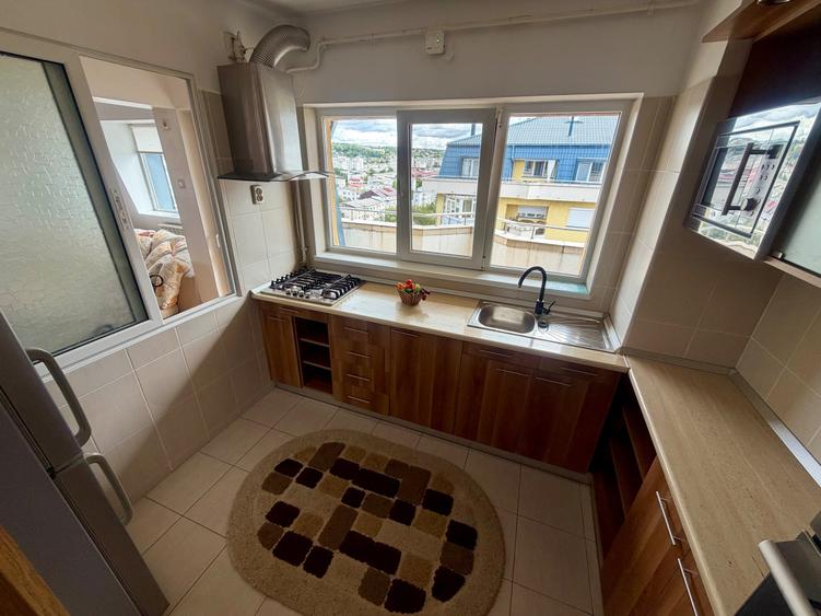 Apartament cu 2 camere decomandat în Canta