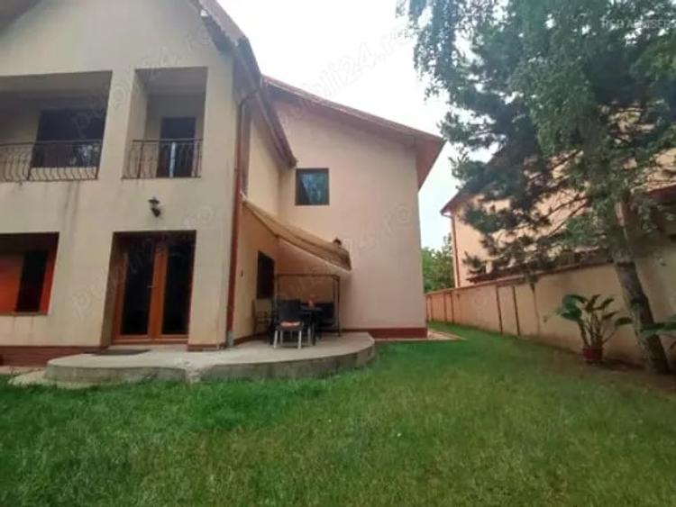 Casă cu 5 camere cu Teren 500 Mp în Nord