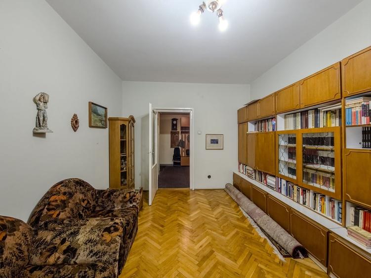 Apartament cu 3 camere decomandat în Grigorescu
