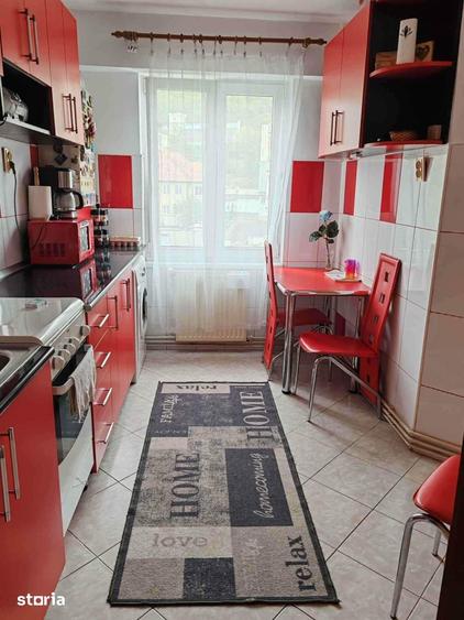 Apartament cu 2 camere decomandat în Tudor