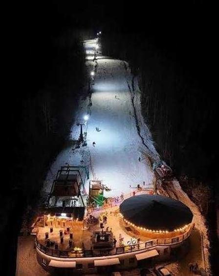 Teren de 965 mp, în Poiana