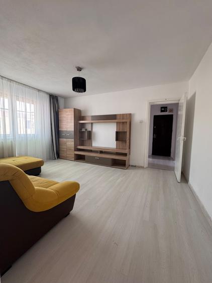 Apartament cu 2 camere semidecomandat în Electroprecizia