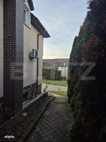 Casa de vanzare in Corunca, ideala pentru 2 familii sau pensiune - 7