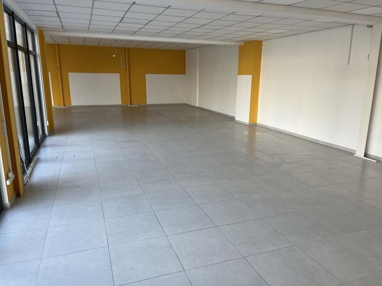 Spațiu comercial, de 50 mp, în Central
