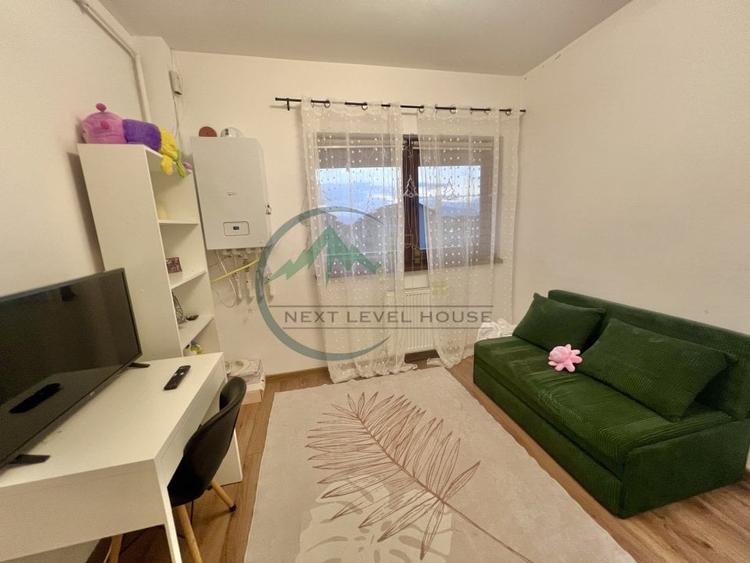 Apartament cu 3 camere decomandat, mobilat în Sânpetru