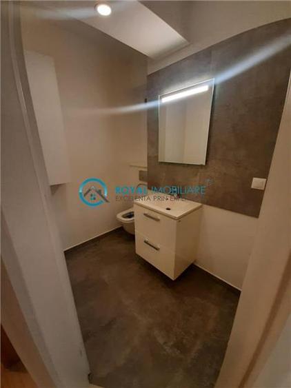 Apartament cu 3 camere decomandat, mobilat în 9 Mai