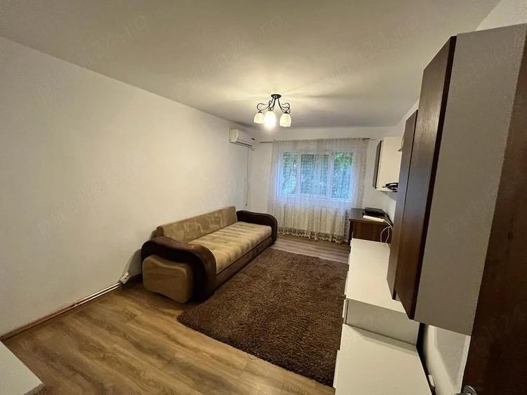 Apartament cu 2 camere decomandat în Aradului