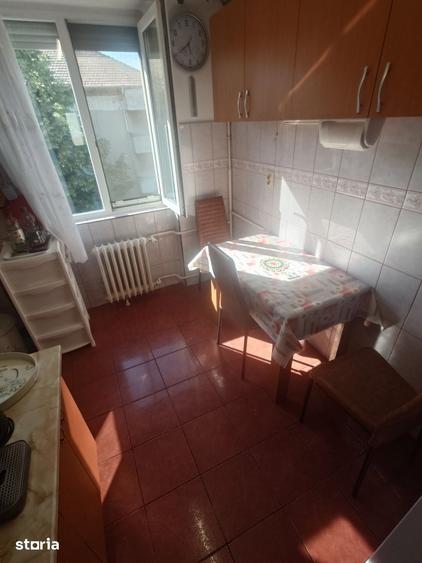 Apartament cu 4 camere decomandat în Nord