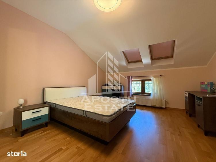 Casă cu 4 camere în Ghiroda
