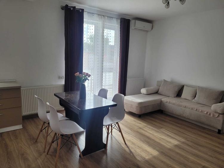 Apartament cu 2 camere decomandat în Exterior Vest