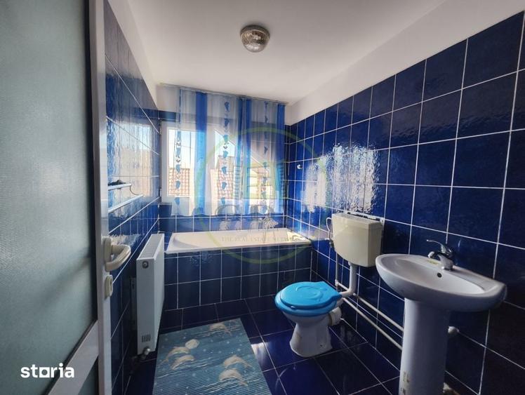 Casă cu 5 camere cu Teren 176 Mp în Lascăr Catargiu