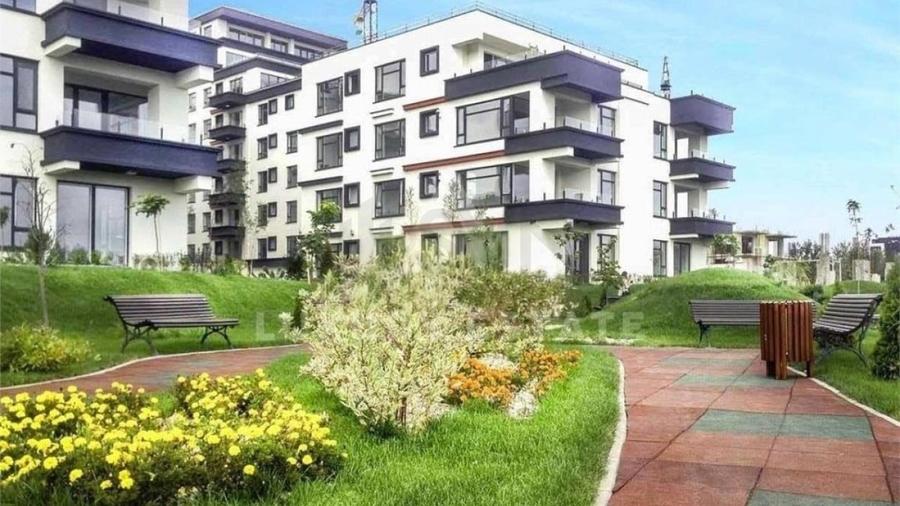 Apartament cu 3 camere decomandat, mobilat în Barbu Văcărescu