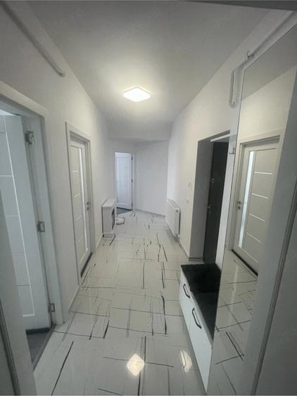 Apartament cu 2 camere decomandat în Exterior Vest
