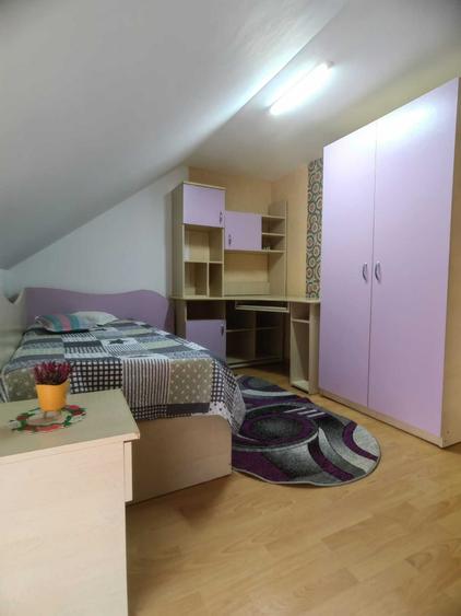 Casă cu 3 camere cu Teren 50 Mp în Central