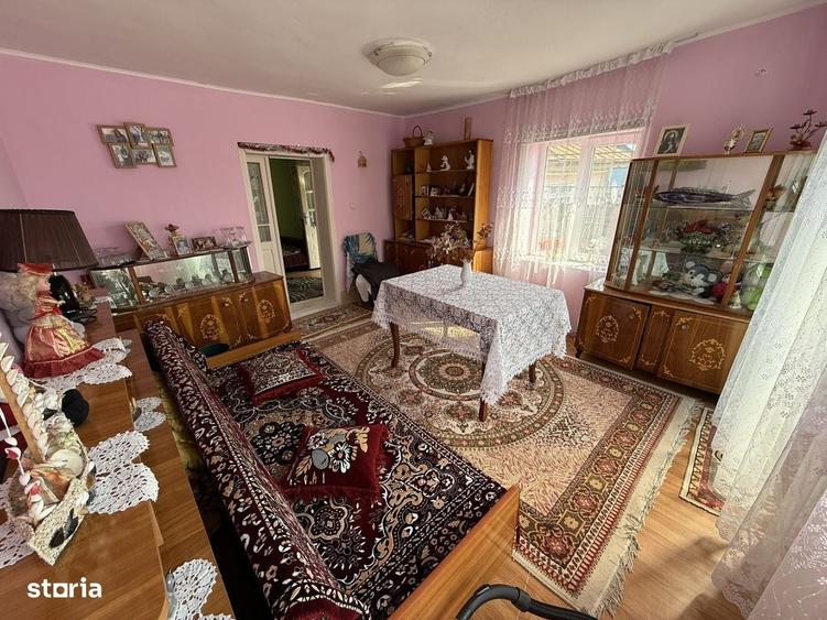 Casă cu 3 camere cu Teren 314 Mp în Central