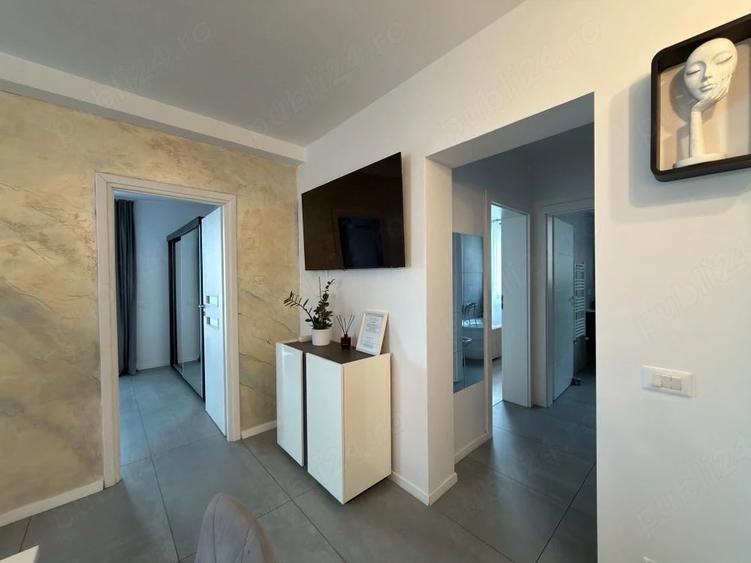 Apartament cu 3 camere decomandat în Dumbrăvița