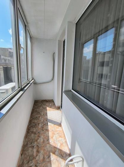 Apartament cu 2 camere semidecomandat, mobilat în Sala Palatului