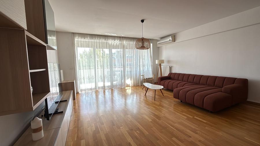 Apartament cu 3 camere, mobilat în Sisești