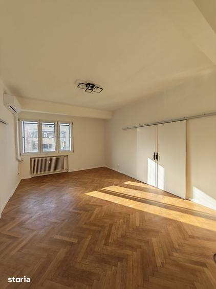 Apartament cu 3 camere în Gara de Nord