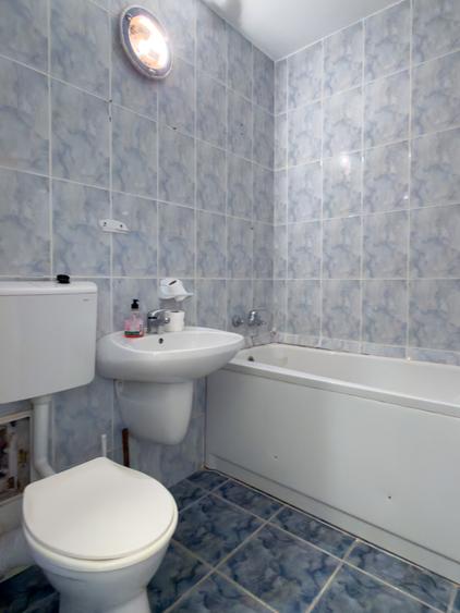 Apartament cu 2 camere semidecomandat în Tomis II