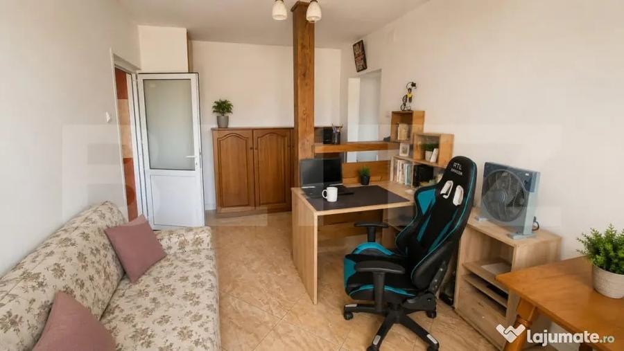 Apartament cu 2 camere semidecomandat în Micro 14