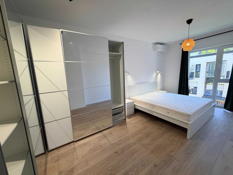 Apartament cu 2 camere decomandat în Doamna Ghica
