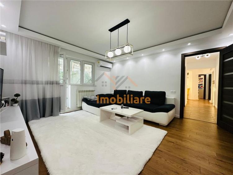 Apartament cu 4 camere decomandat în Nufărul