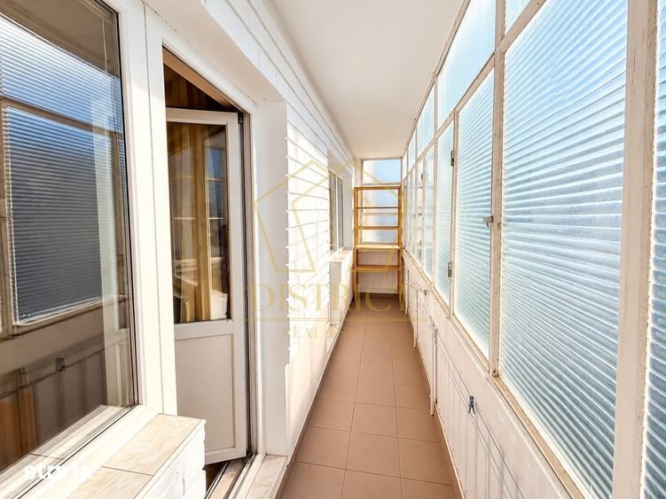 Apartament cu 4 camere decomandat în Circumvalațiunii