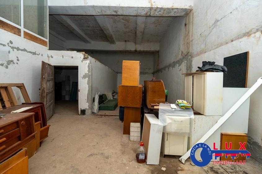 Spațiu industrial, de 170.30000305176 mp, în Vest