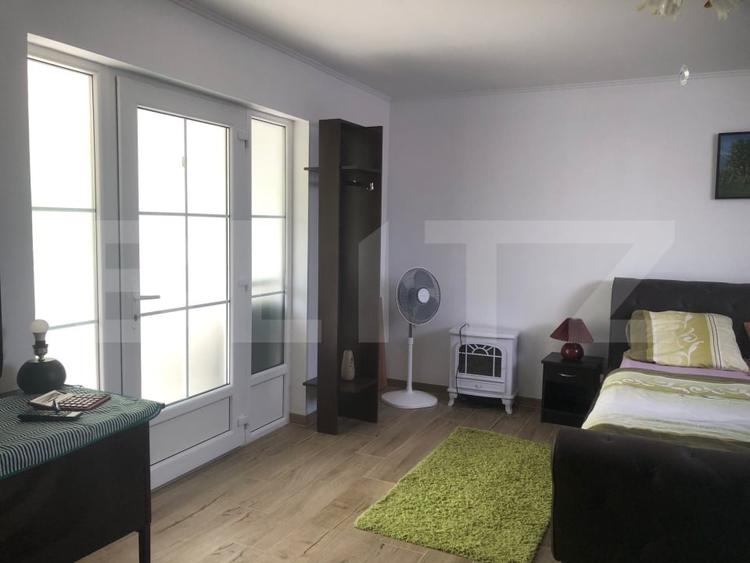 Apartament cu 2 camere semidecomandat, mobilat în Semicentral