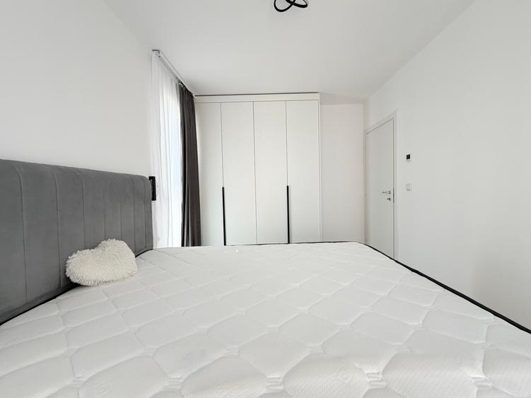 Apartament cu 3 camere în Lipovei
